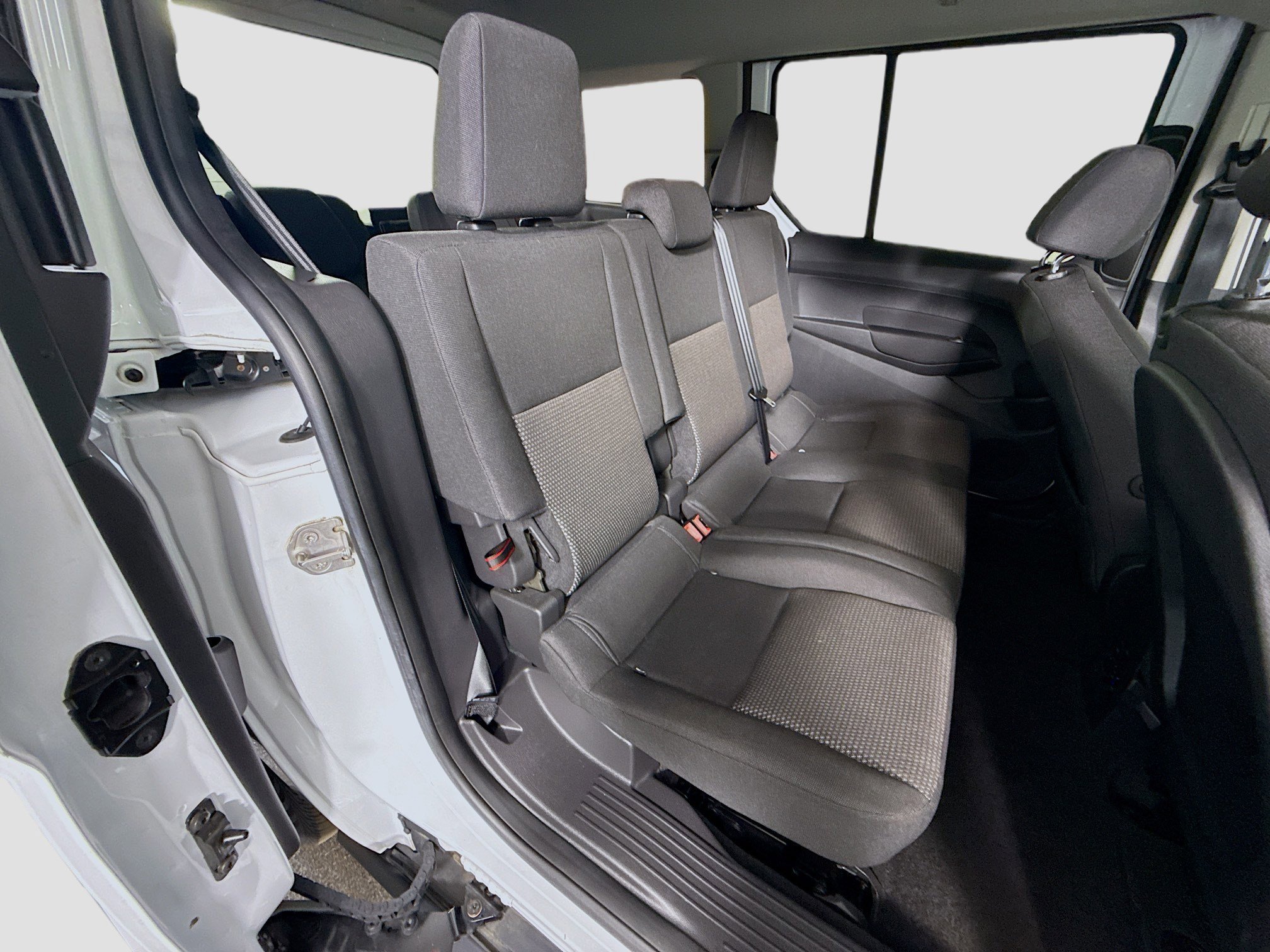 Used 2018 Ford Transit Connect XL image 25