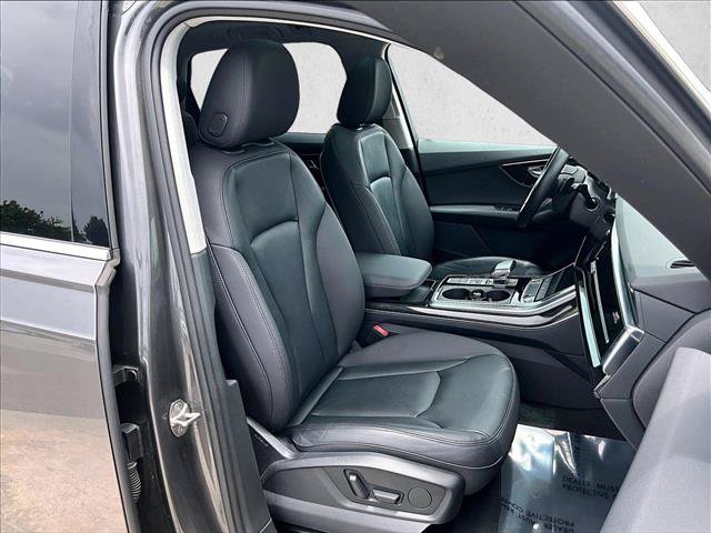 Used 2022 Audi Q7 2.0T Premium w/ Convenience Package AWD/4WD image 9