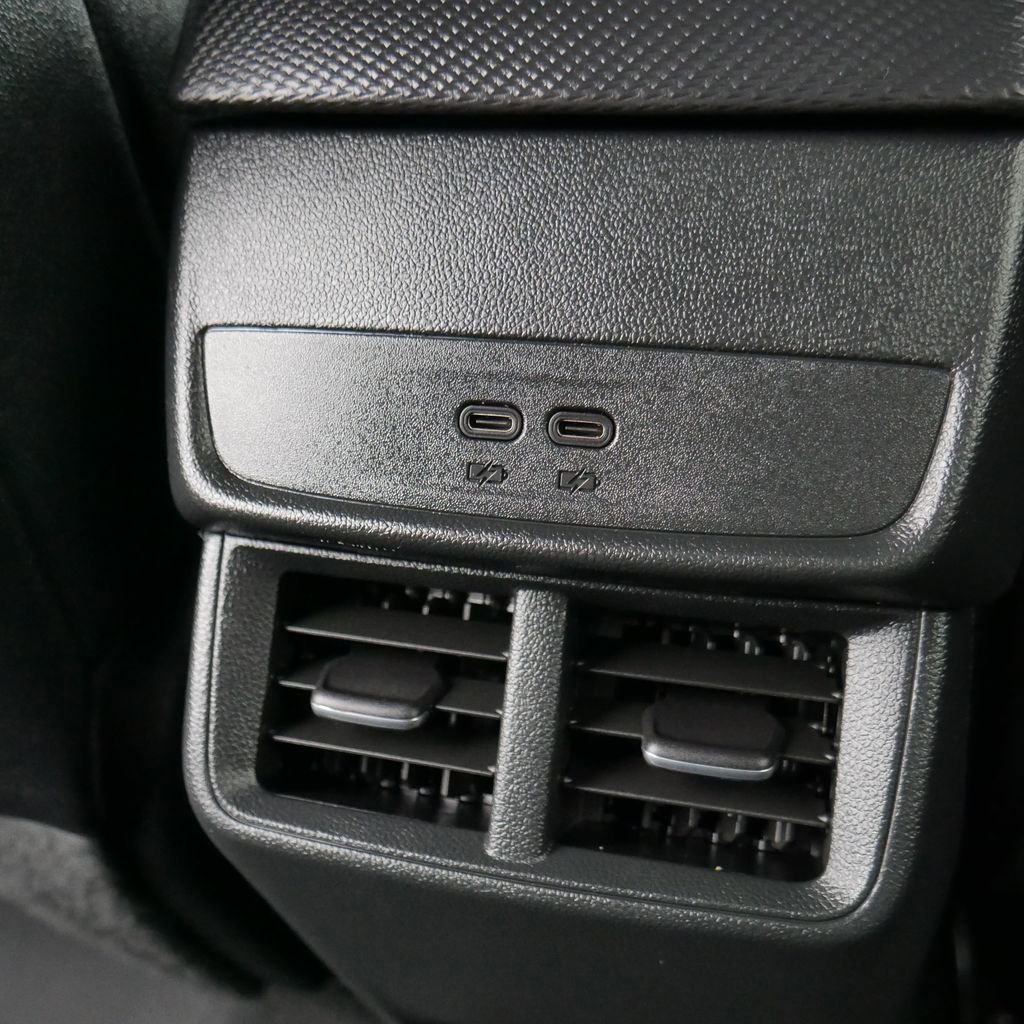 Used 2026 Chevrolet Equinox LT w/ Convenience Package II image 22