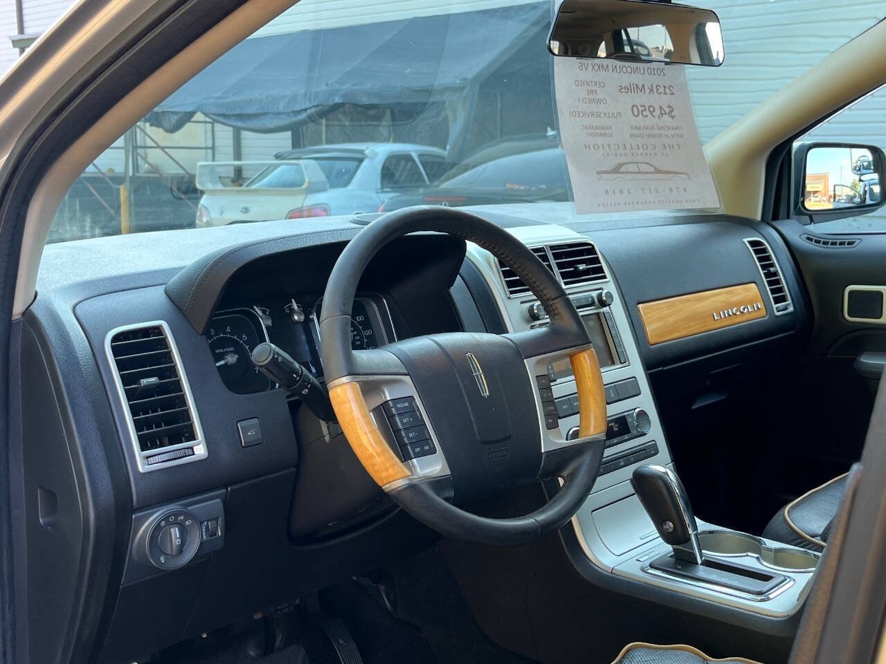 Used 2010 Lincoln MKX AWD image 9