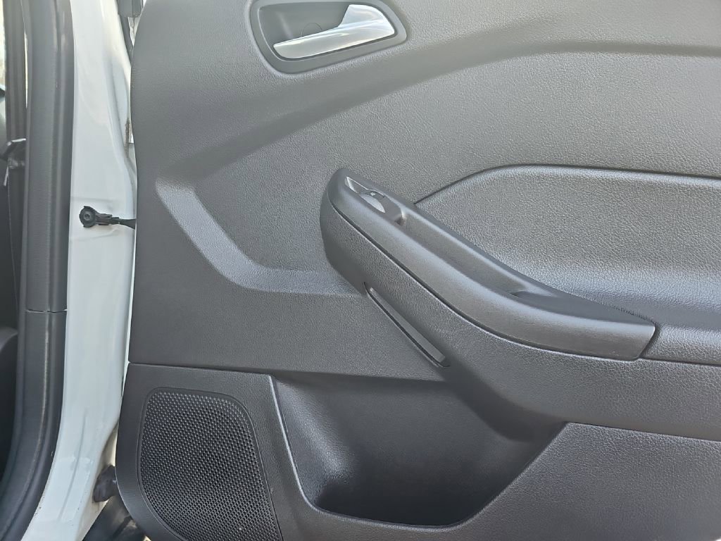 Used 2013 Ford Focus SE image 22