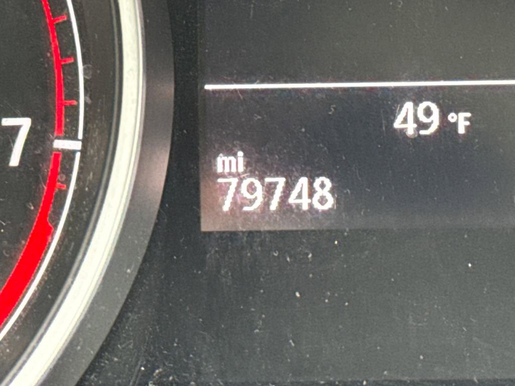 Used 2017 Volkswagen Golf Wolfsburg Edition image 20