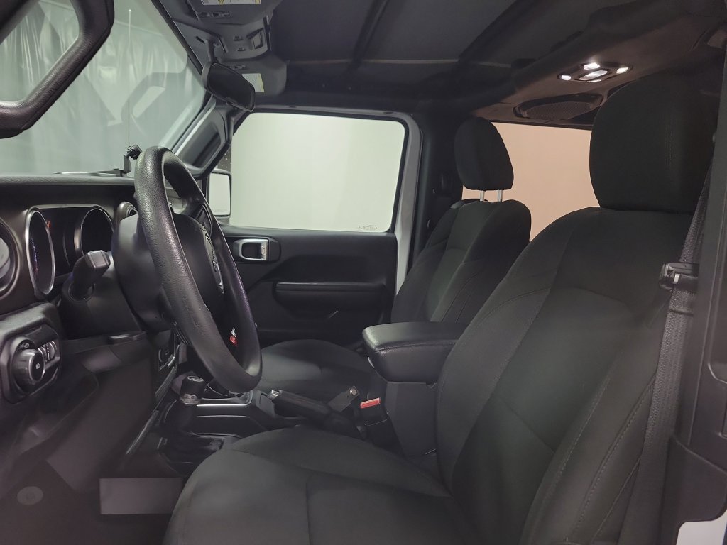 Used 2020 Jeep Wrangler Sport AWD/4WD image 15