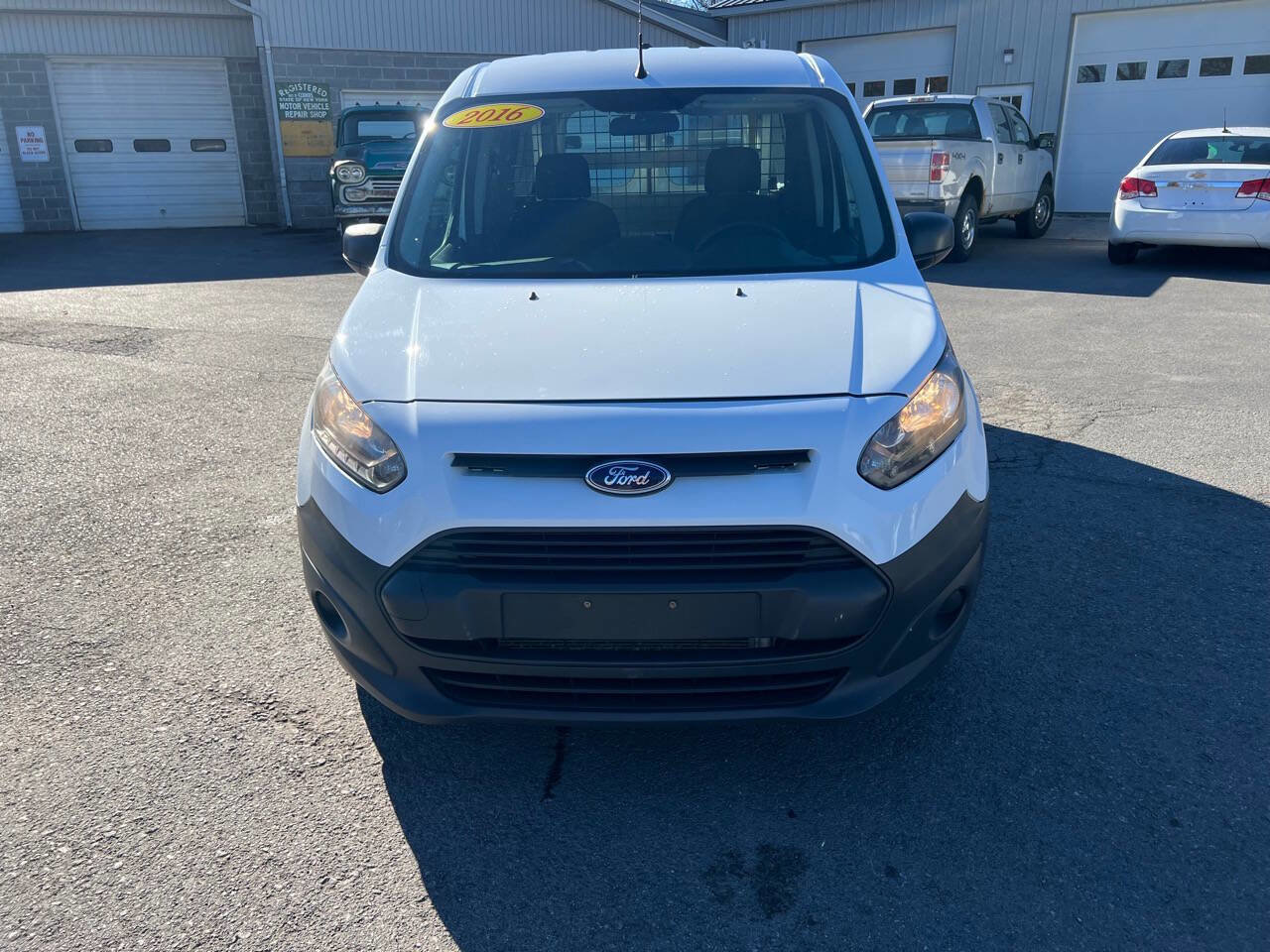 Used 2016 Ford Transit Connect XL image 8