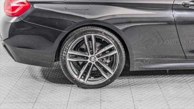 Used 2019 BMW 430i Coupe w/ M Sport Package RWD image 32