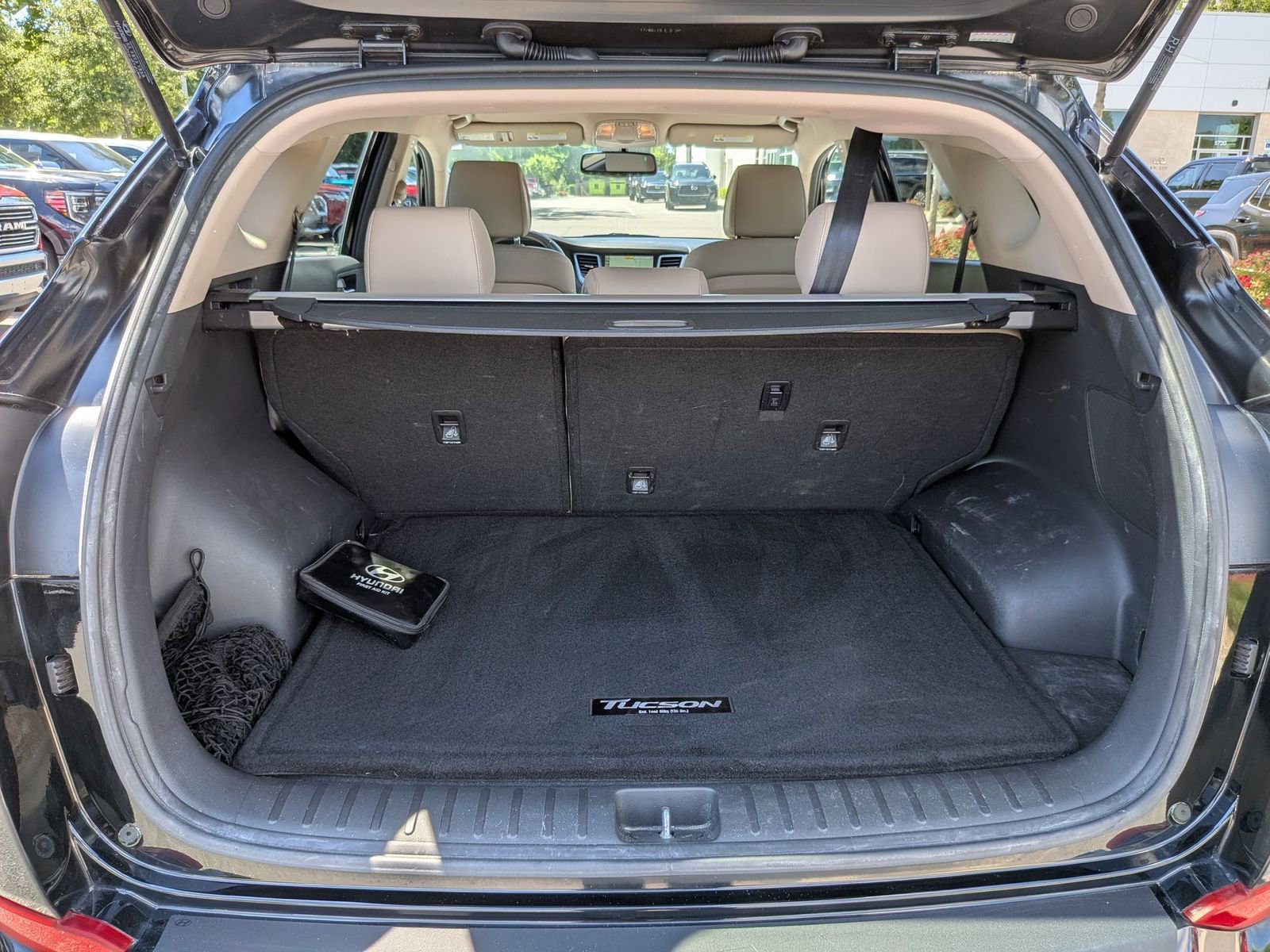 Used 2017 Hyundai Tucson SE Plus w/ Cargo Package FWD image 32