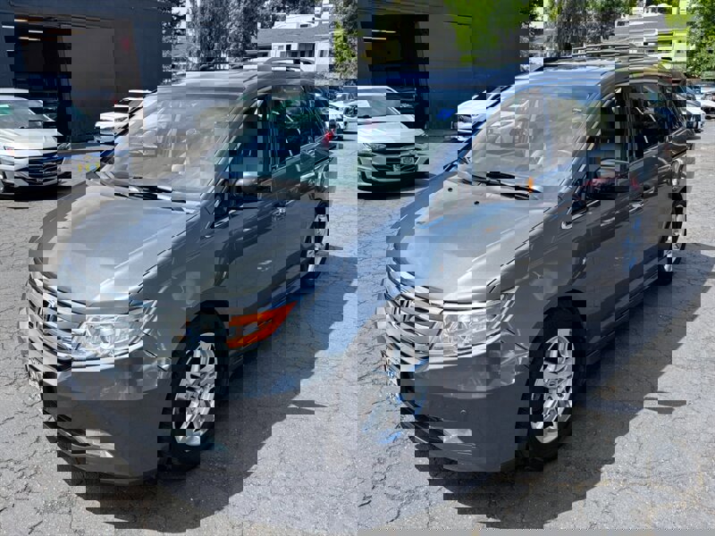 Used 2012 Honda Odyssey Touring image 9