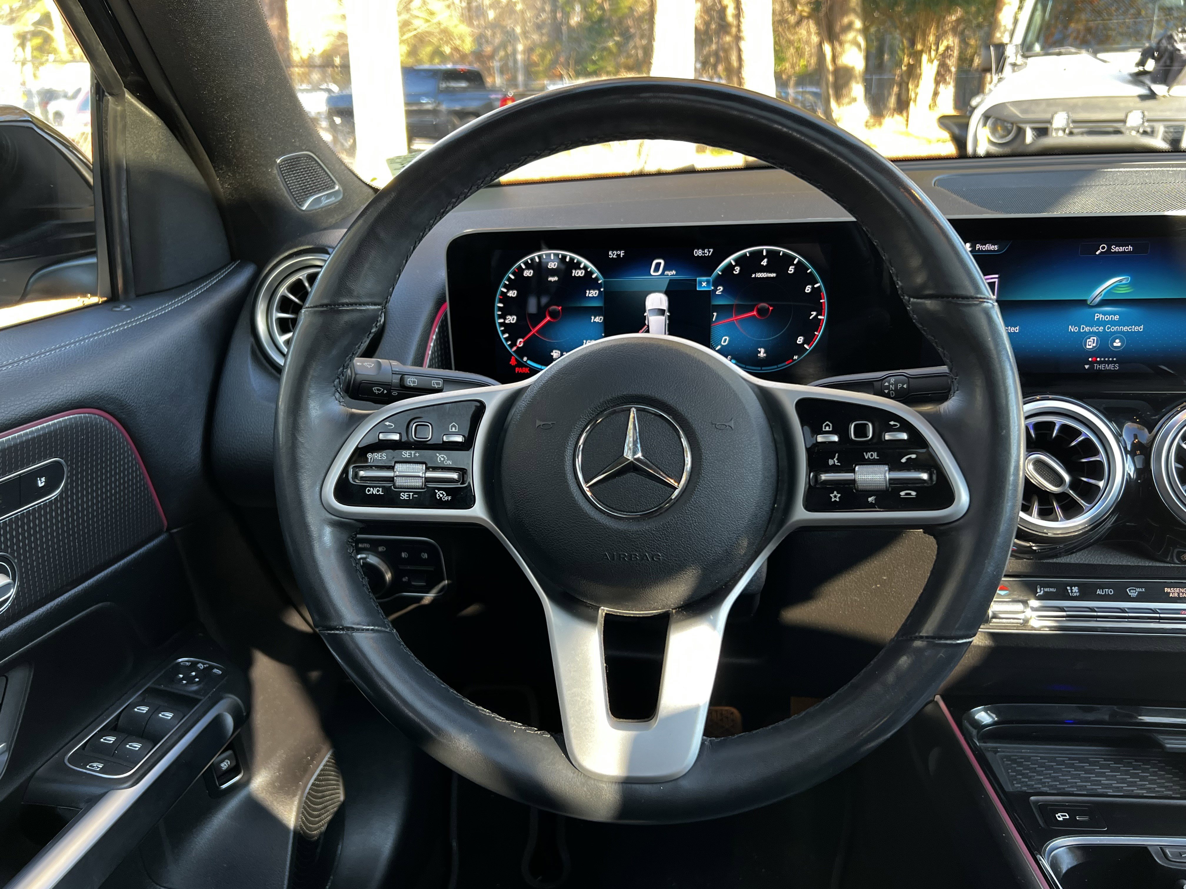 Used 2021 Mercedes-Benz GLB 250 image 35