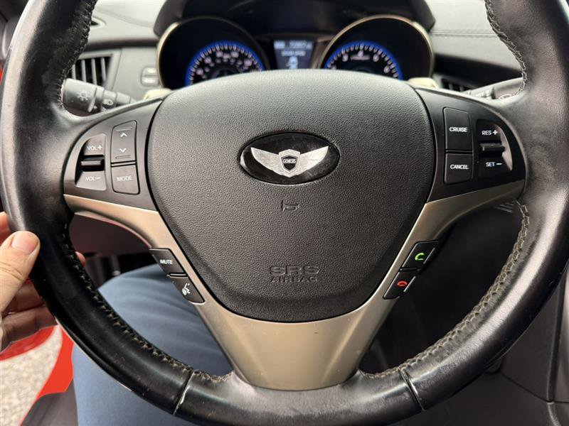 Used 2015 Hyundai Genesis 3.8 image 24