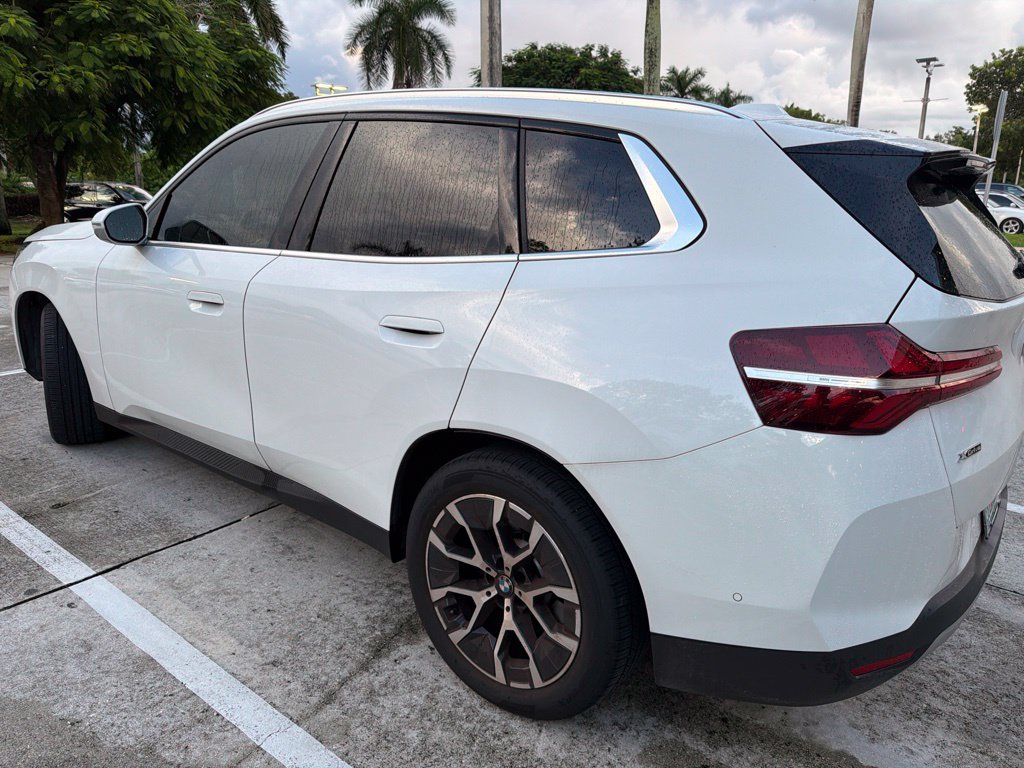 Certified 2025 BMW X3 xDrive30i w/ Premium Package AWD/4WD image 3