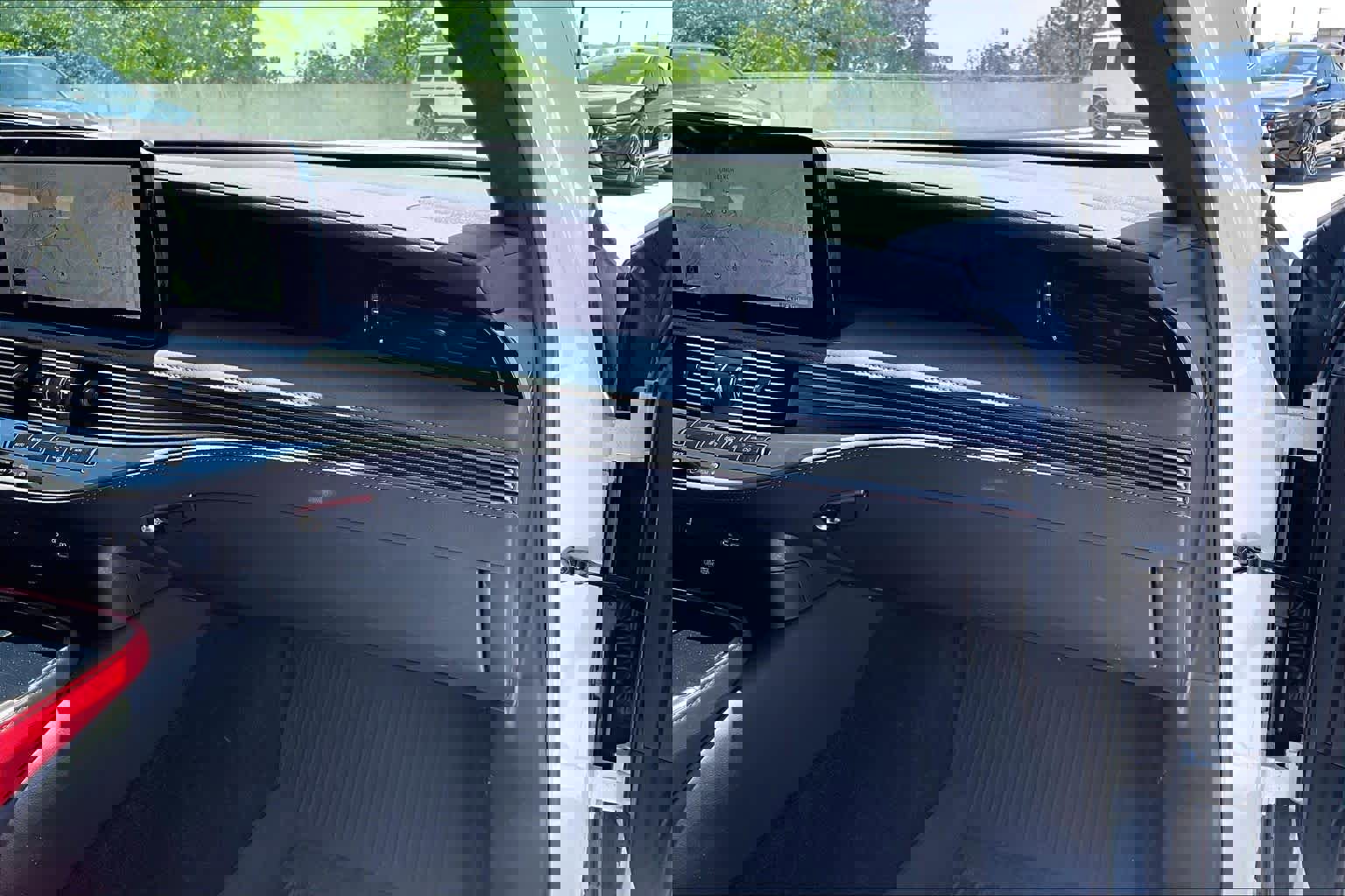 Used 2023 Lexus LS 500 F Sport w/ Cold Weather Package (CK) RWD image 18