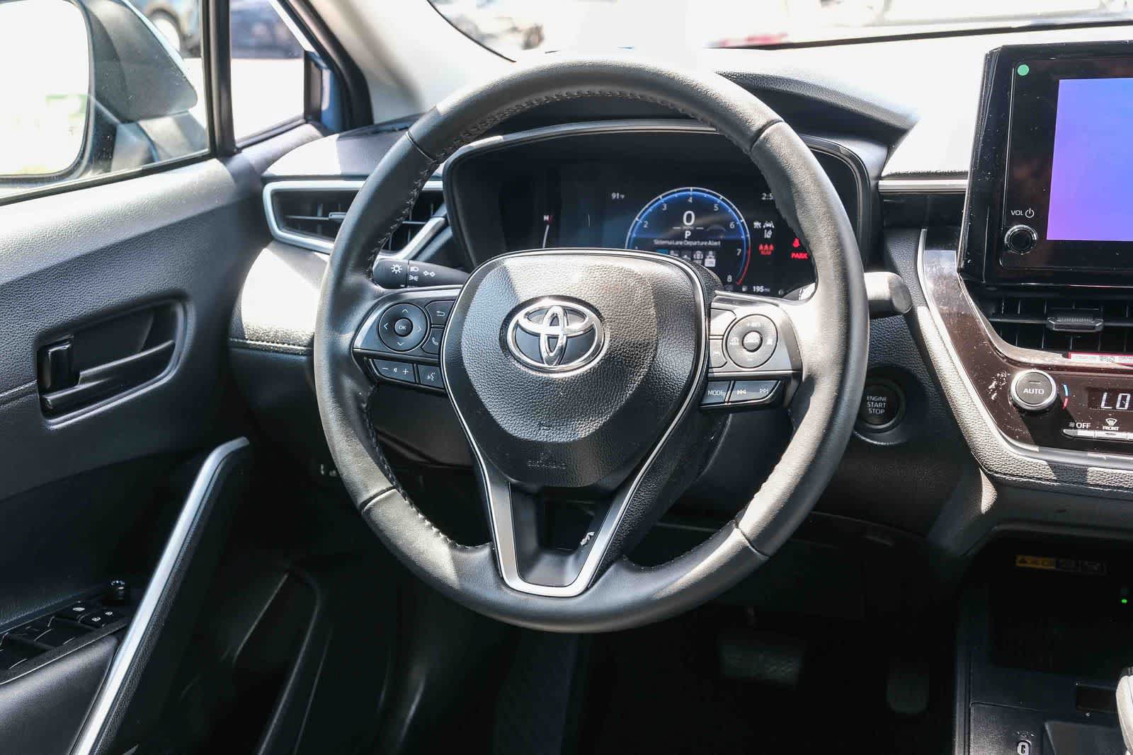 Certified 2026 Toyota Corolla Cross LE FWD image 17