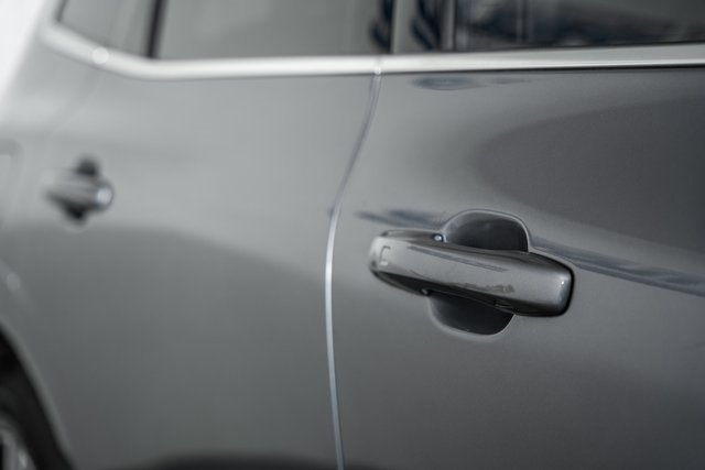 Used 2020 Volvo XC60 T6 Momentum image 14