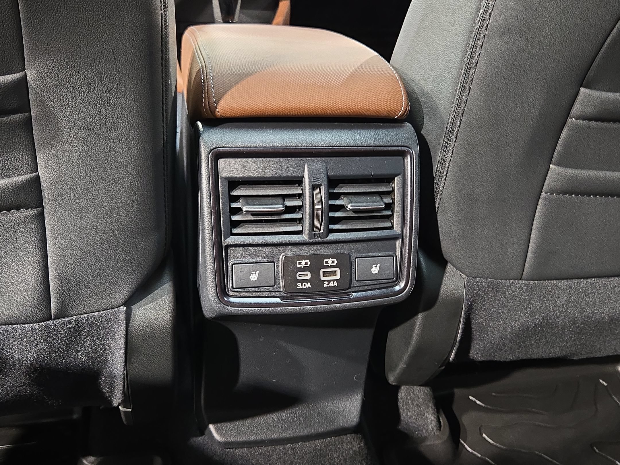 Used 2025 Subaru Forester Touring AWD/4WD image 37