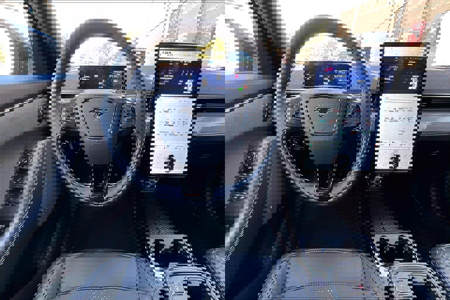 Used 2025 Ford Mustang Mach-E GT image 6