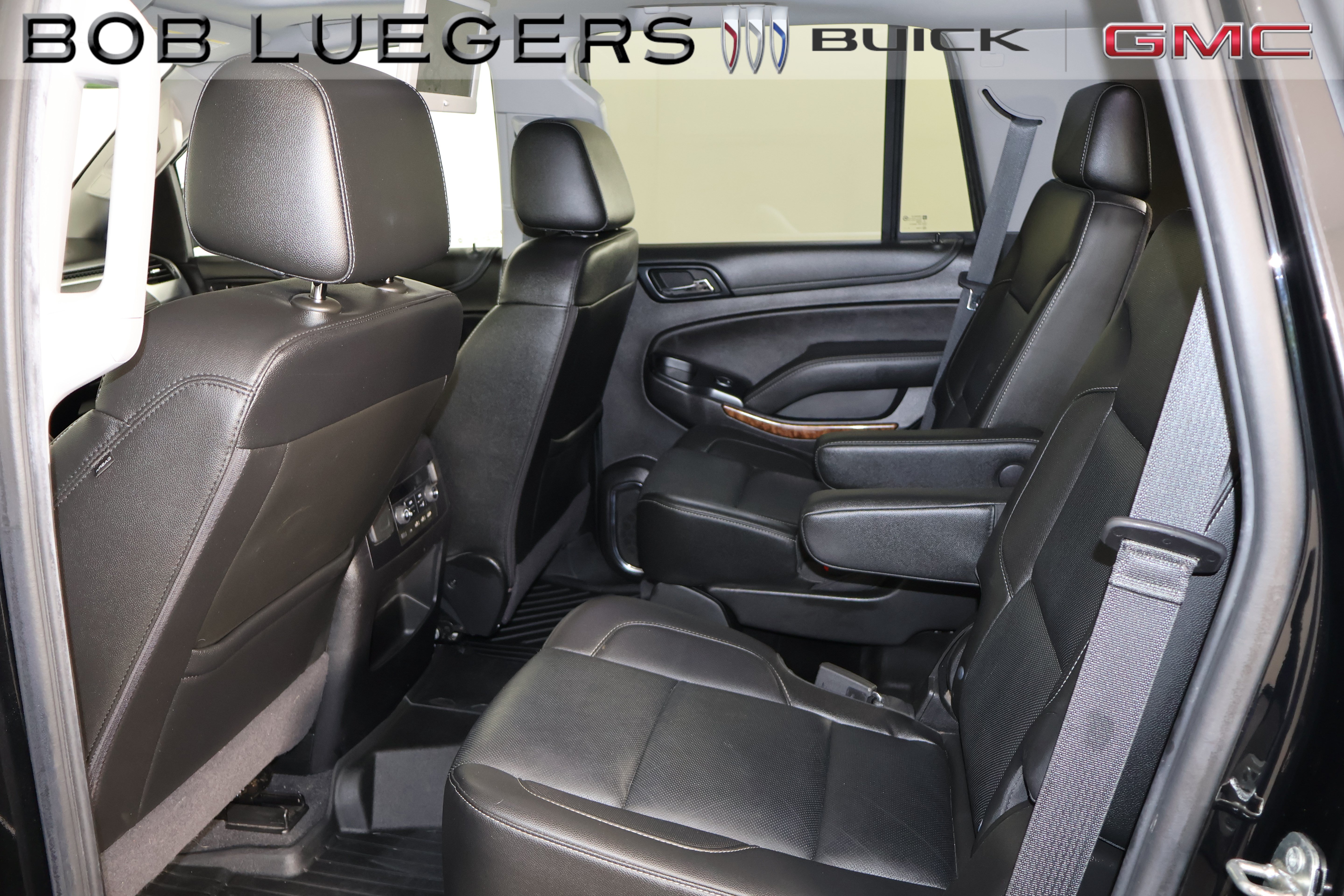 Used 2020 Chevrolet Tahoe Premier AWD/4WD image 10