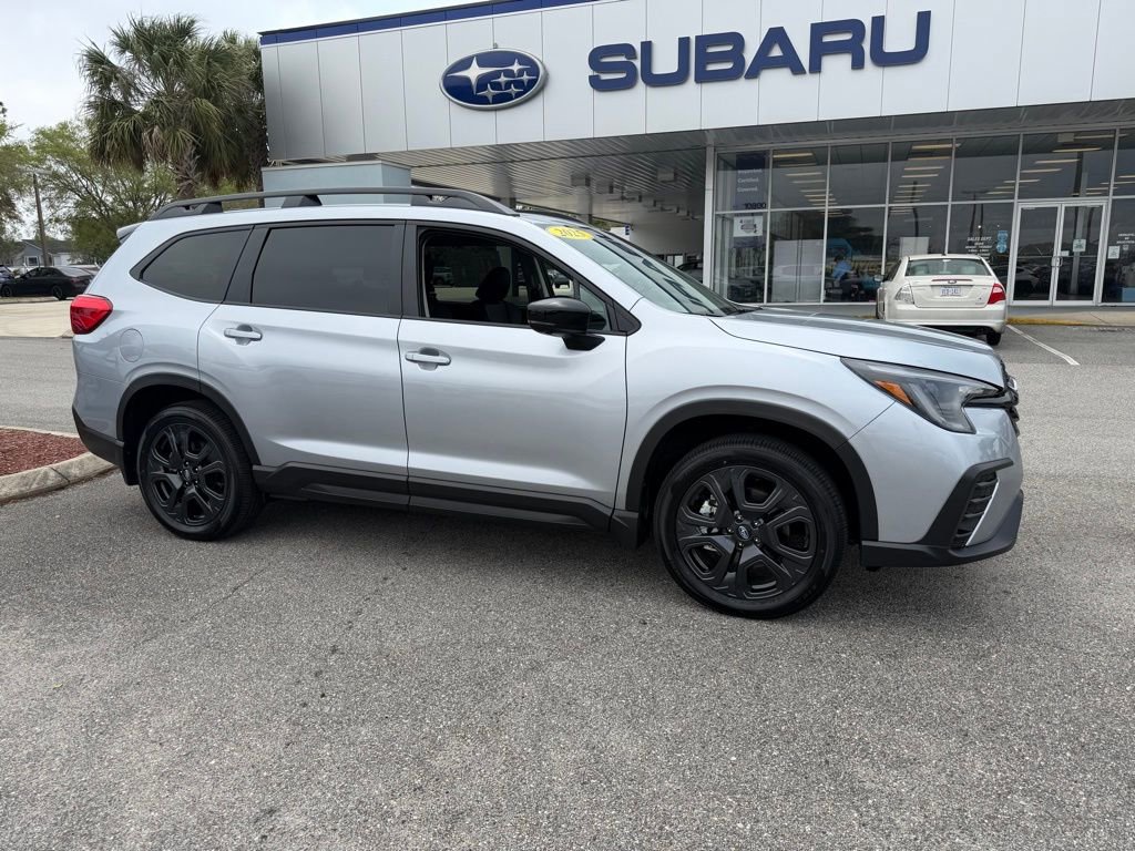 Used 2025 Subaru Ascent Bronze Edition w/ Onyx Package