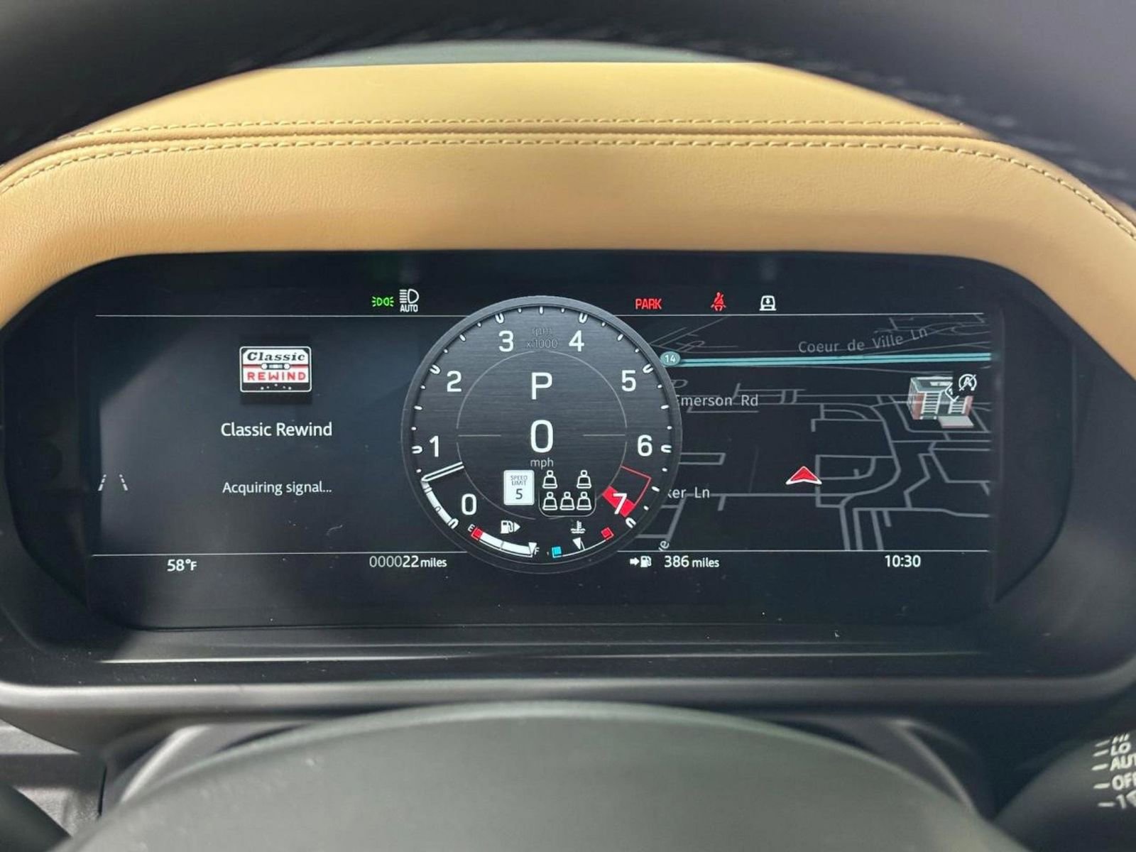 New 2026 Land Rover Defender 130 X-Dynamic SE image 31