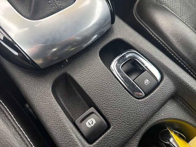 Used 2016 Buick Cascada Premium image 28