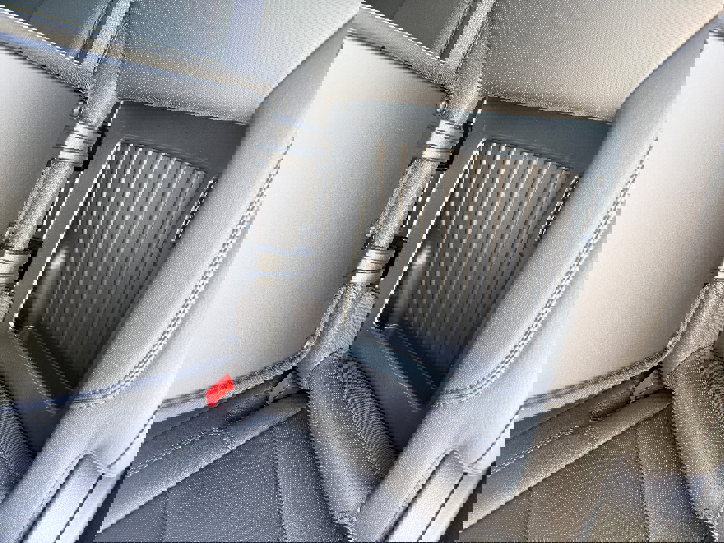 New 2026 GMC Sierra 2500 SLT w/ SLT Premium Package image 11