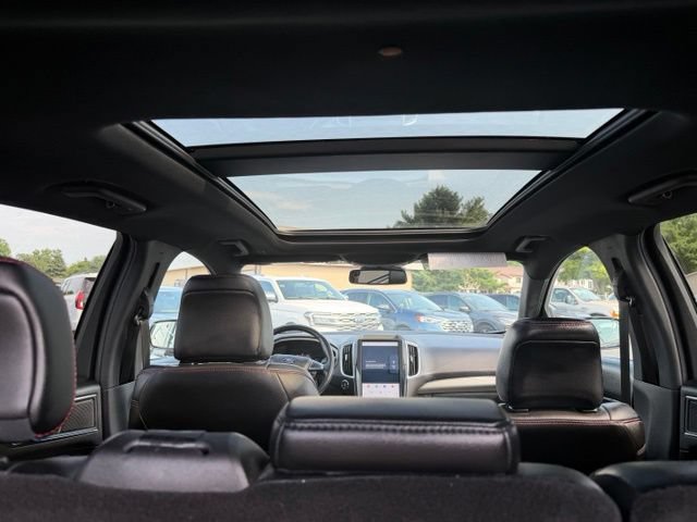 Used 2023 Ford Edge ST w/ Equipment Group 401A AWD/4WD image 13
