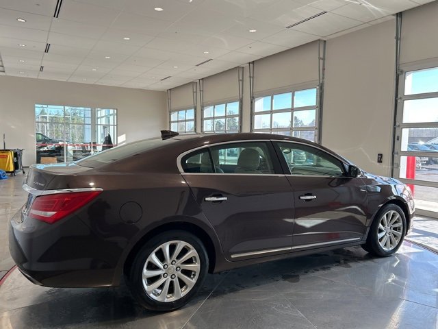 Used 2015 Buick LaCrosse Leather image 9