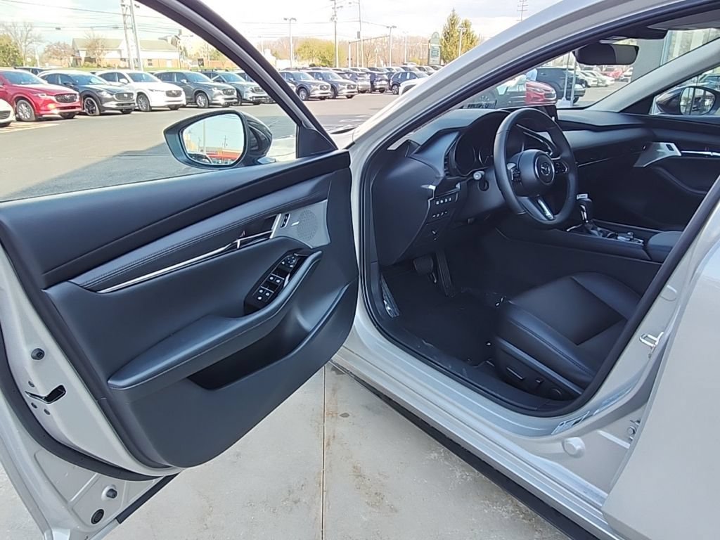 New 2026 MAZDA MAZDA3 2.5 Turbo Sedan w/Premium Plus AWD/4WD image 7