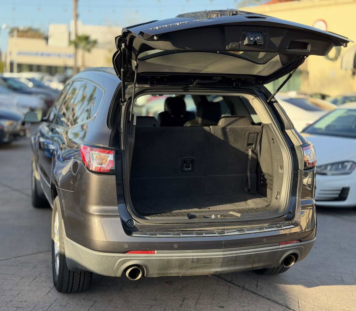 Used 2014 GMC Acadia SLE image 23