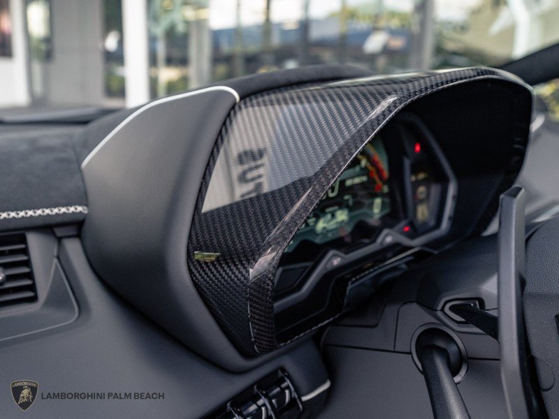 Used 2021 Lamborghini Aventador SVJ AWD/4WD image 41