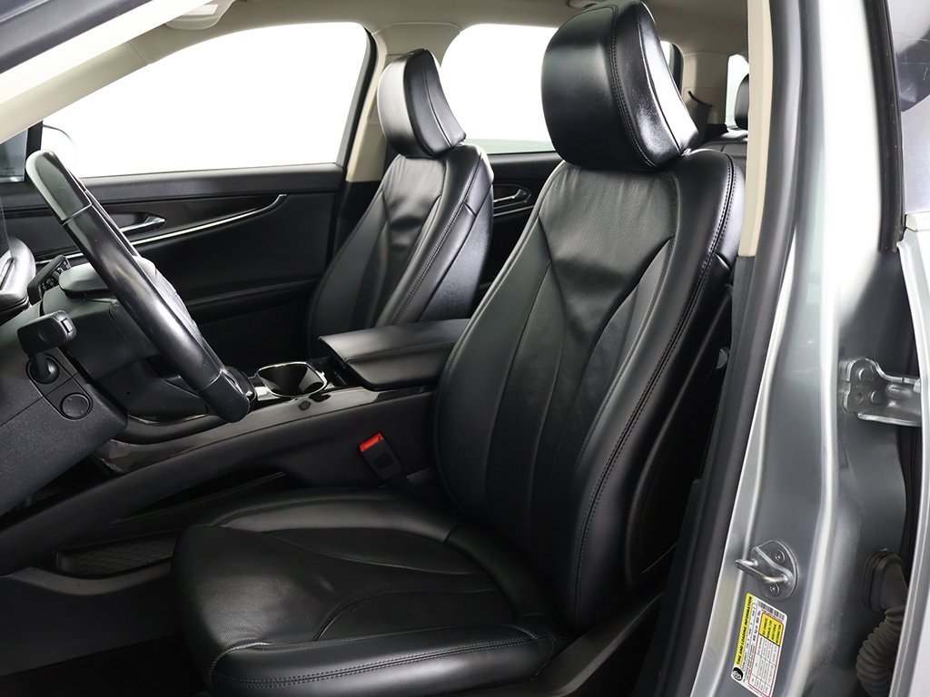 Used 2023 Lincoln Nautilus Reserve image 32