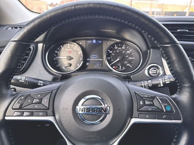 Used 2022 Nissan Rogue Sport SL image 11