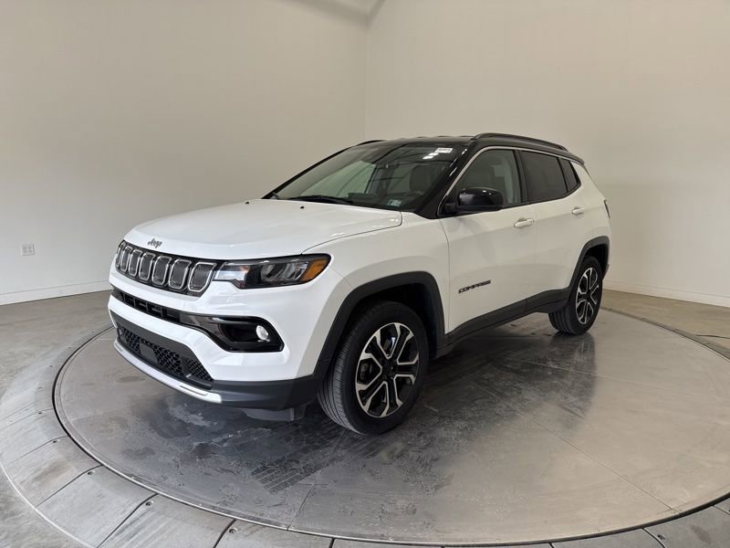 Used 2022 Jeep Compass Limited image 3