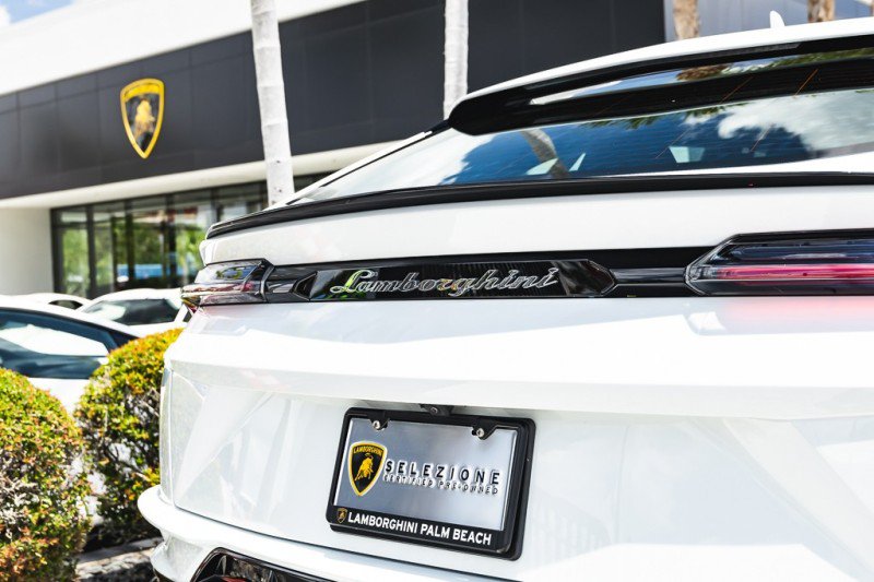 Used 2024 Lamborghini Urus S AWD/4WD image 15