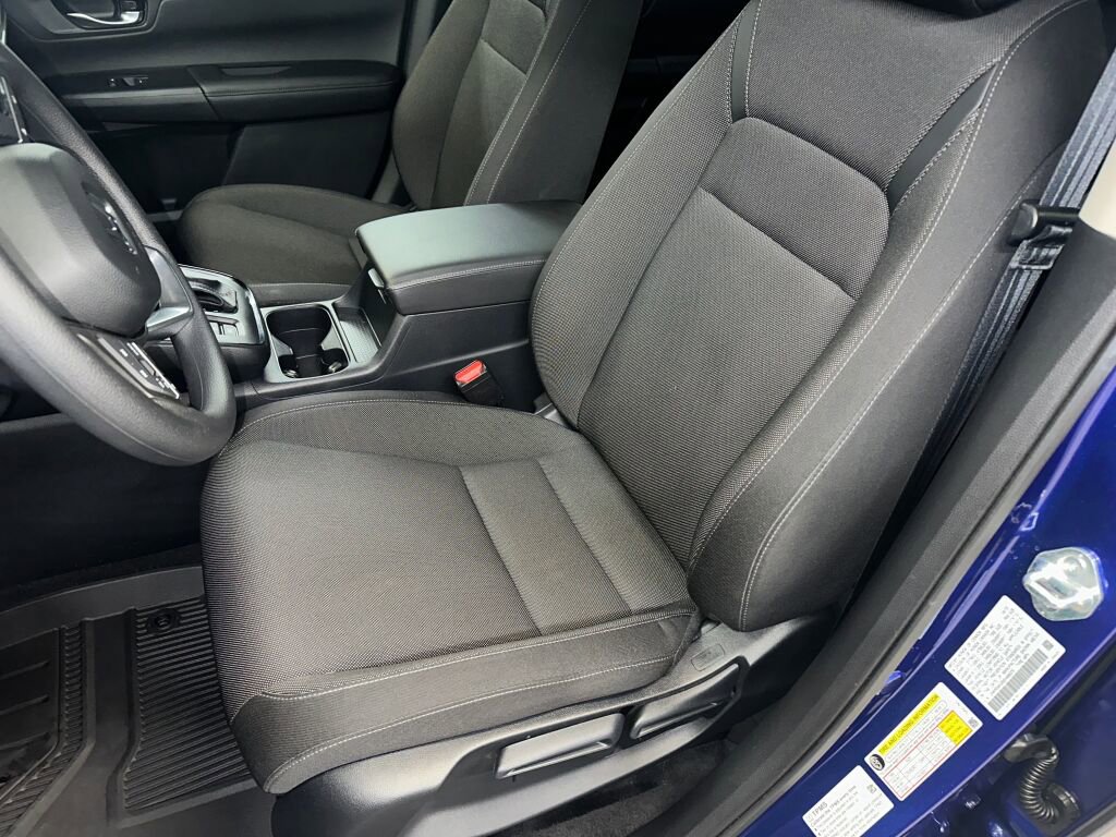 Used 2025 Honda CR-V LX image 5