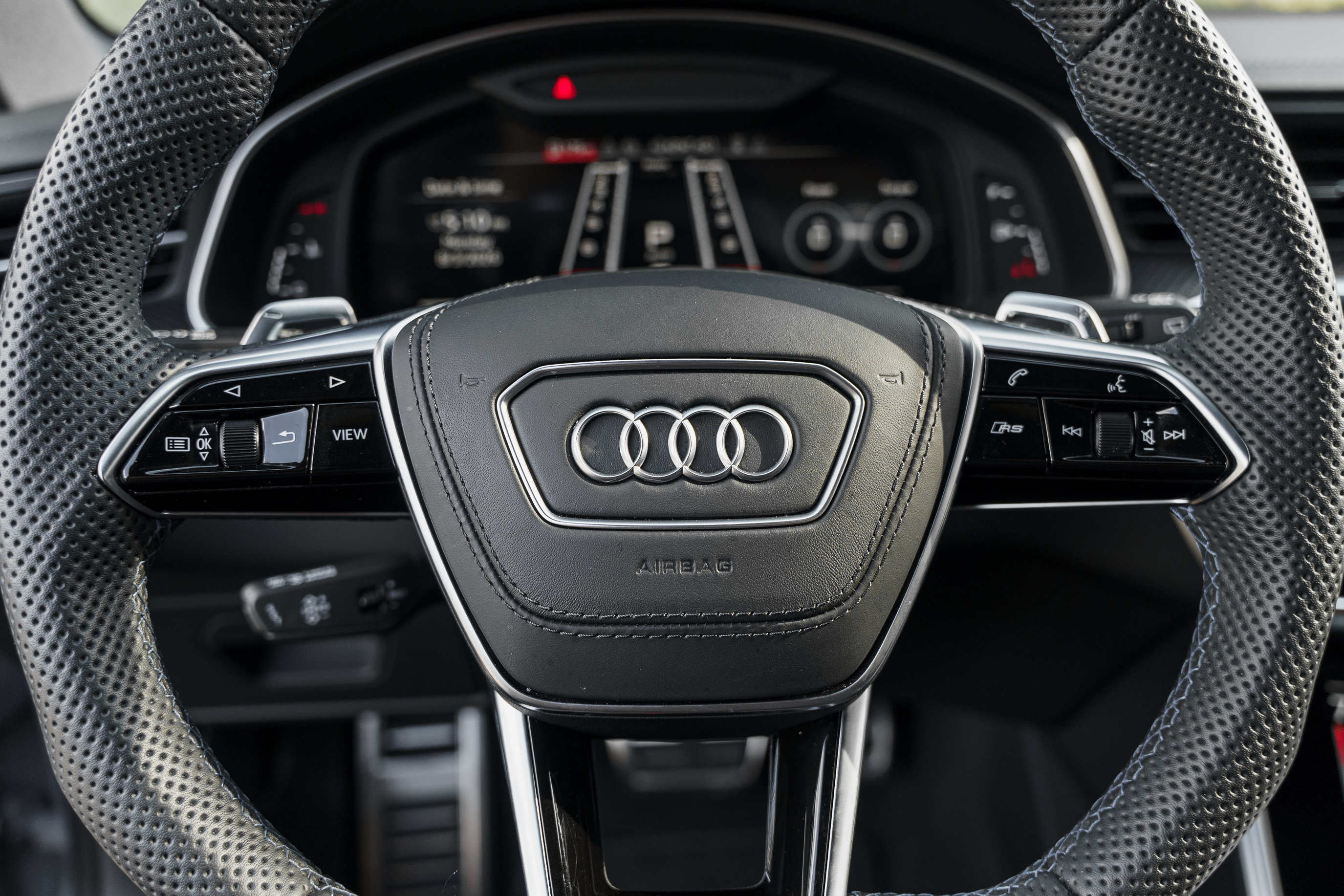 Used 2025 Audi RS 6 performance AWD/4WD image 17