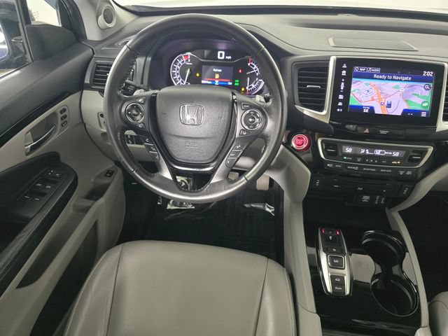 Used 2018 Honda Pilot Touring image 19