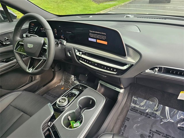 New 2025 Cadillac Lyriq Sport image 10