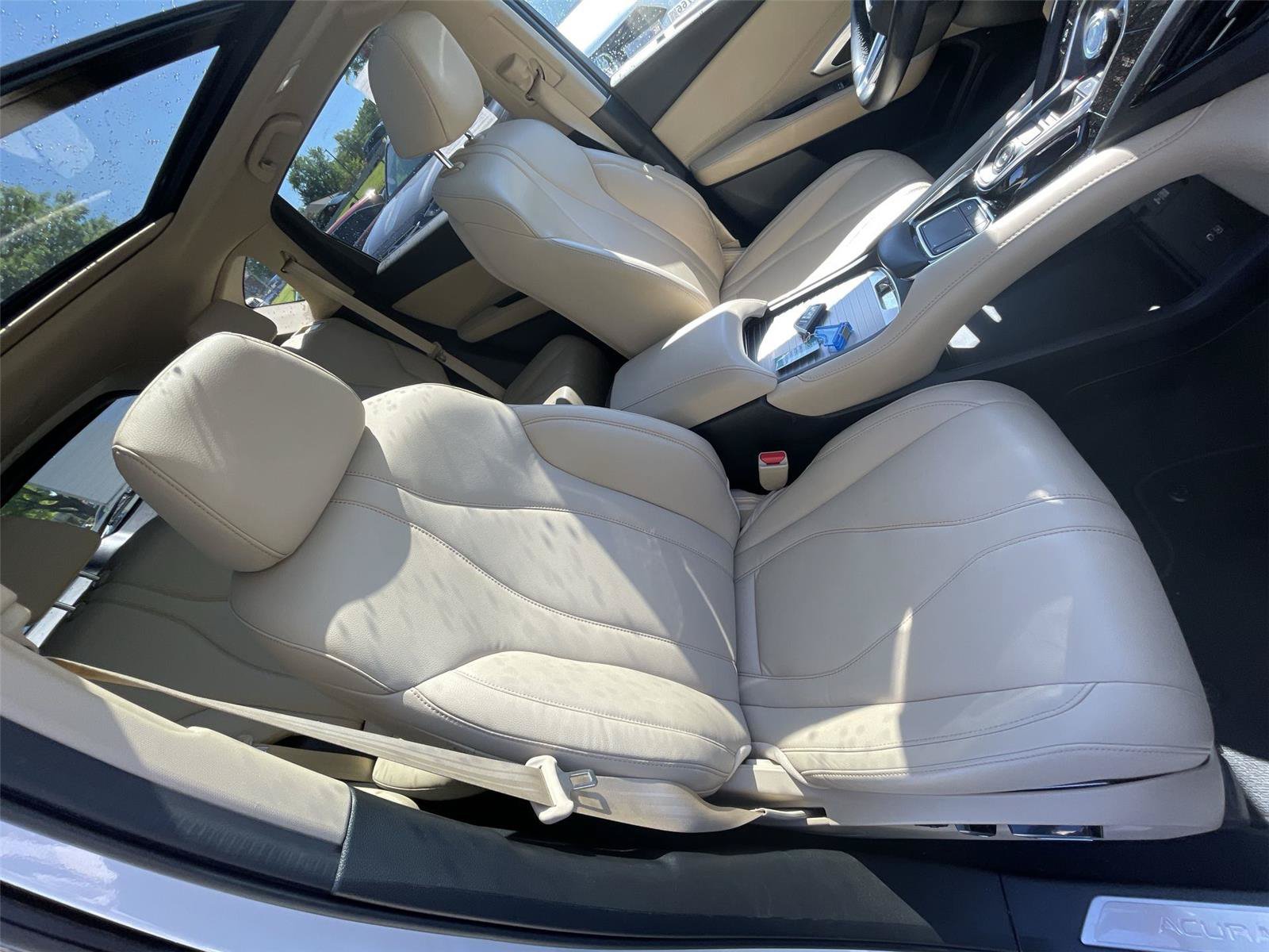 Used 2024 Acura RDX SH-AWD image 21