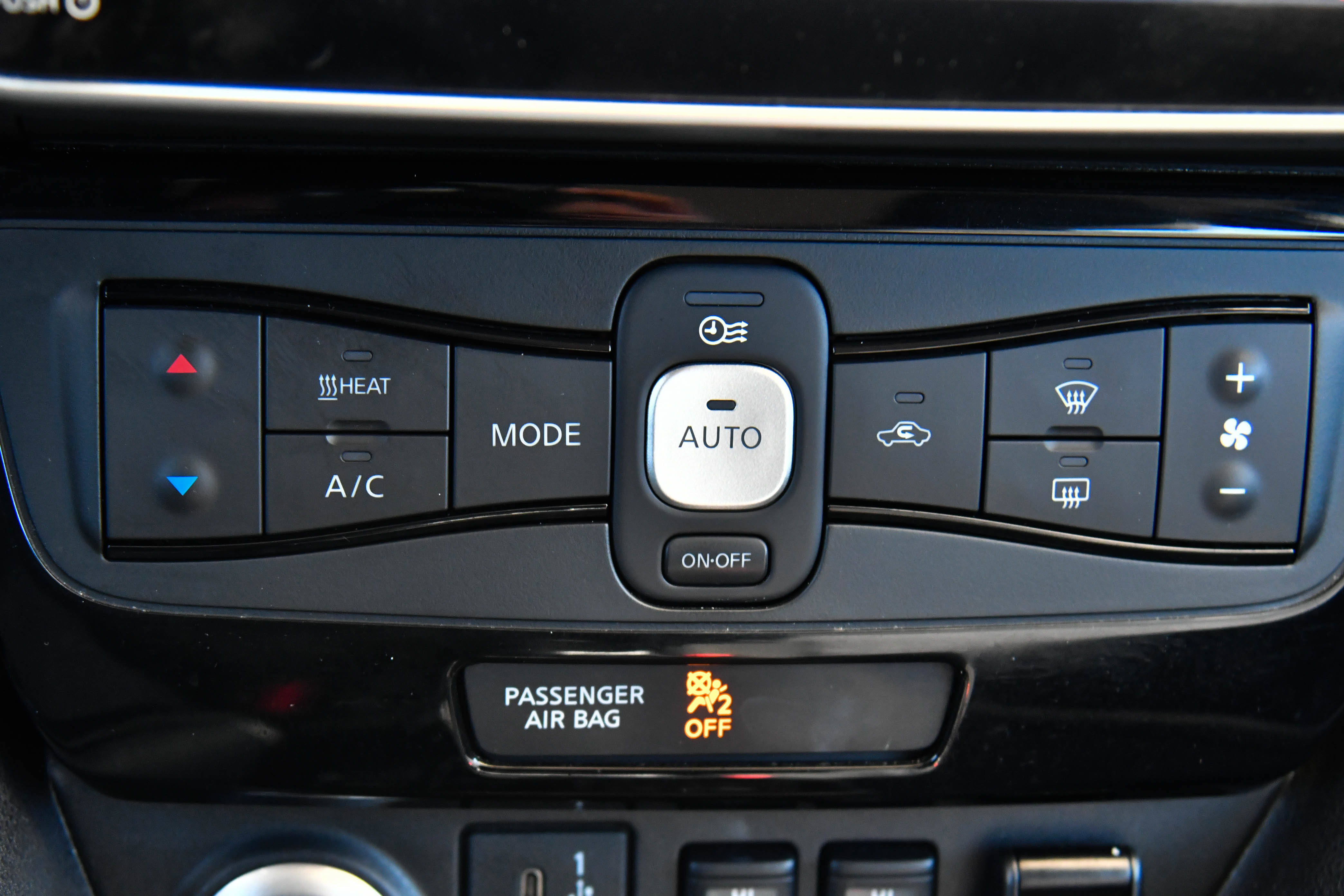 Used 2024 Nissan Leaf SV Plus image 23