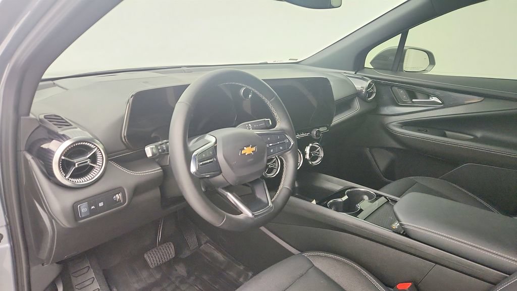 Certified 2024 Chevrolet Blazer EV LT AWD/4WD image 13