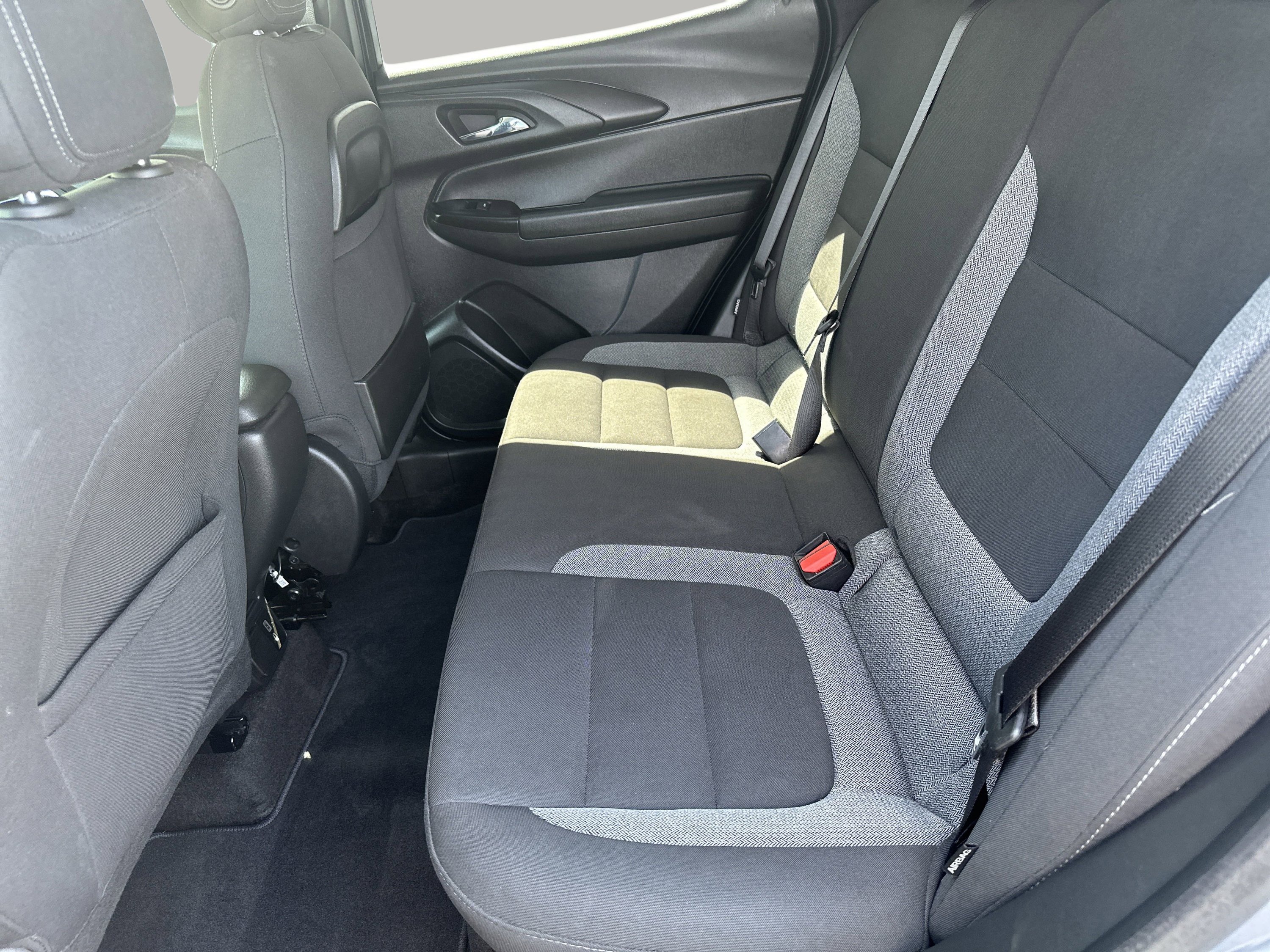 Used 2022 Chevrolet TrailBlazer LT w/ Convenience Package image 8