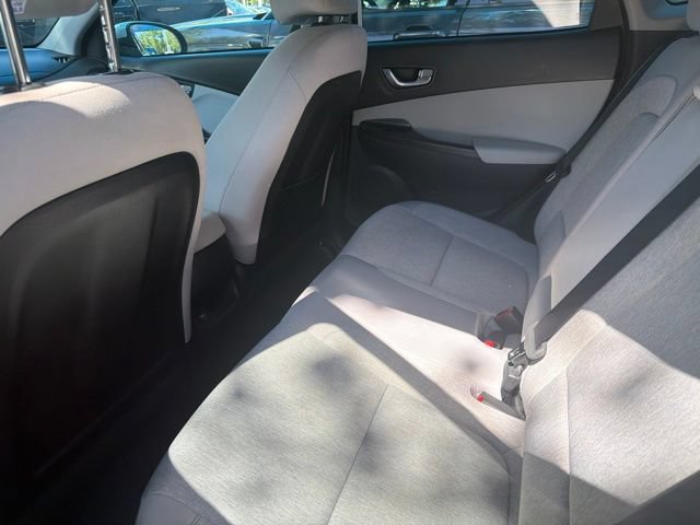 Used 2023 Hyundai Kona SE FWD image 8