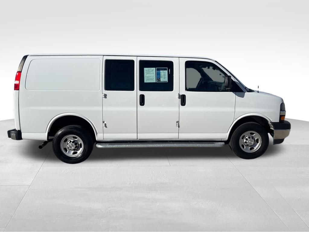 Used 2023 Chevrolet Express 2500 w/ Driver Convenience Package image 8