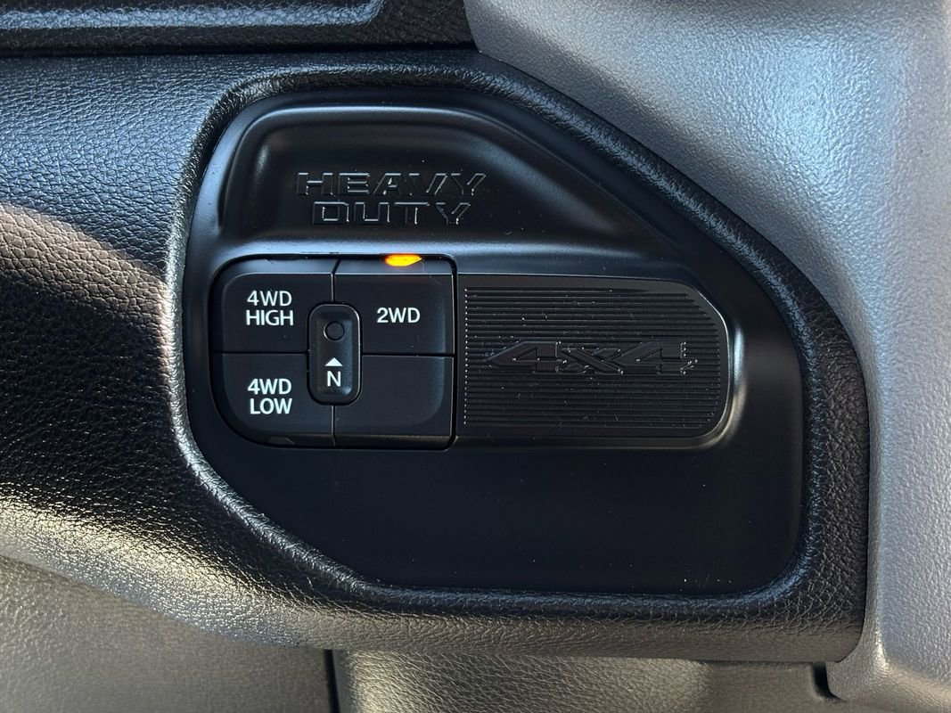 Used 2024 RAM 3500 Big Horn w/ Towing Technology Group image 43
