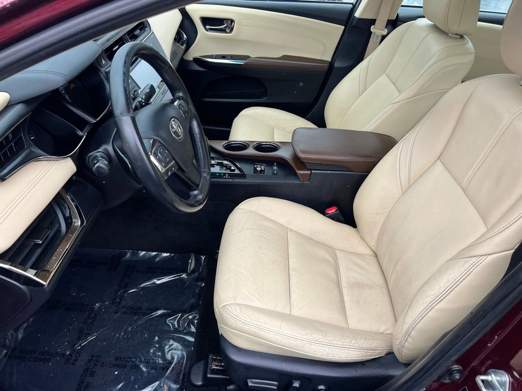 Used 2016 Toyota Avalon Touring image 13
