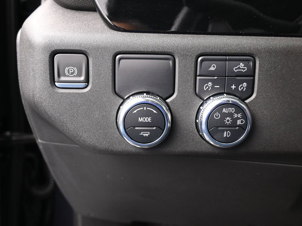 Used 2023 GMC Sierra 1500 SLT w/ SLT Premium Plus Package RWD image 40