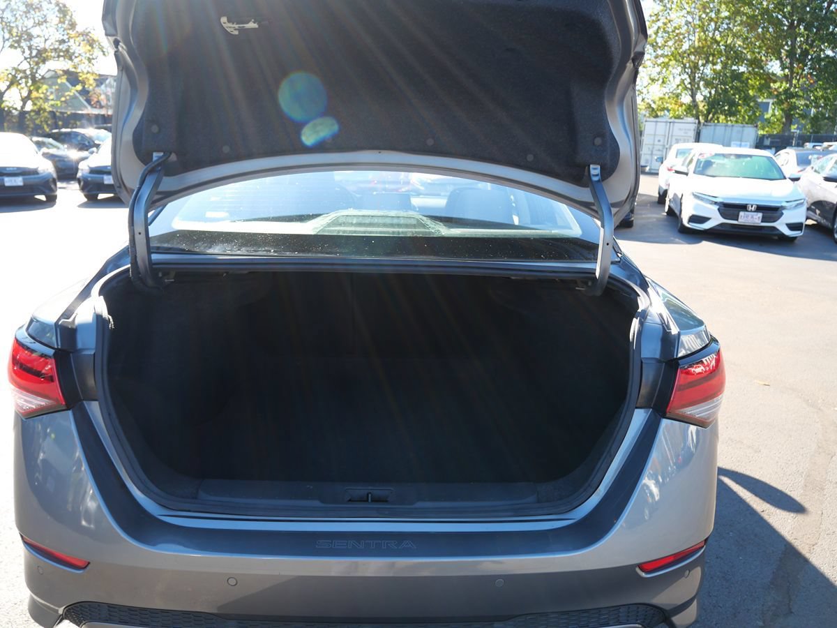 Used 2021 Nissan Sentra SR w/ Electronics Package FWD image 31