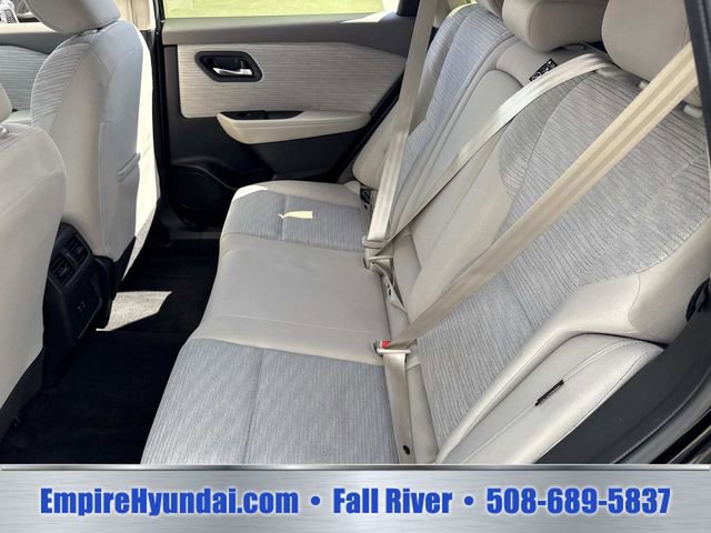 Used 2023 Nissan Rogue SV AWD/4WD image 14