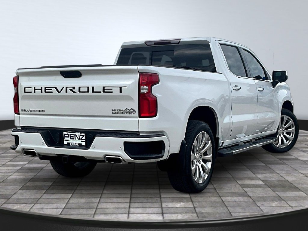 Used 2021 Chevrolet Silverado 1500 High Country AWD/4WD image 7