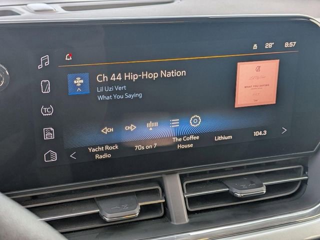 Used 2025 Chevrolet Trax LT image 23